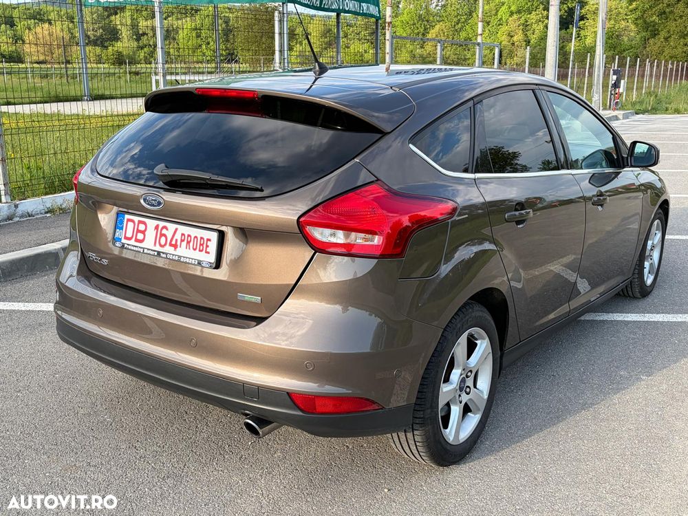 Ford Focus 1.5 EcoBoost Start-Stopp-System TITANIUM - 17
