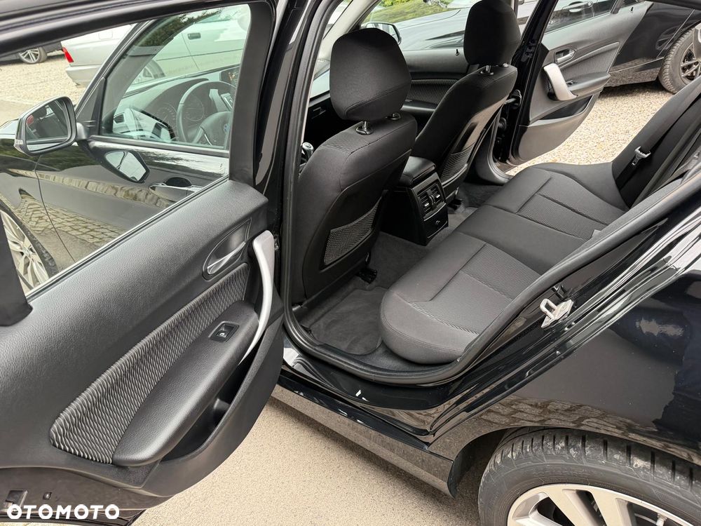 BMW Seria 1 118i - 10