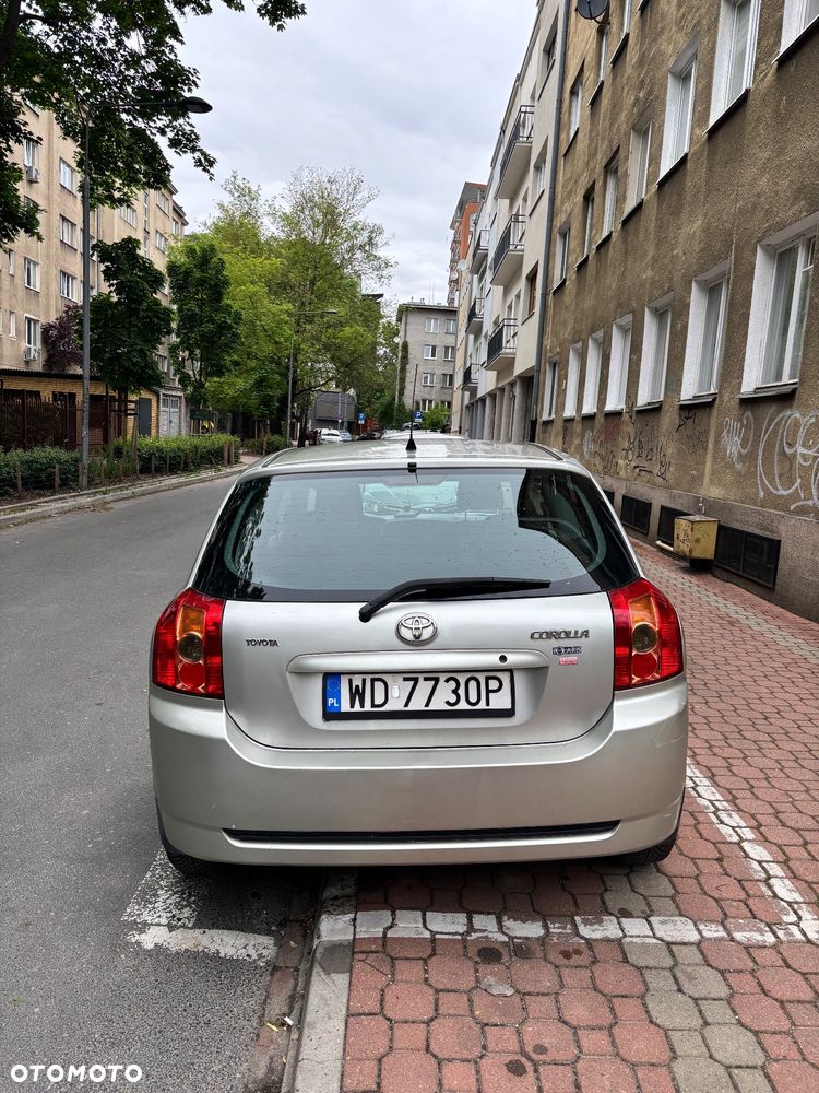 Toyota Corolla 1.4 VVT-i Base - 3