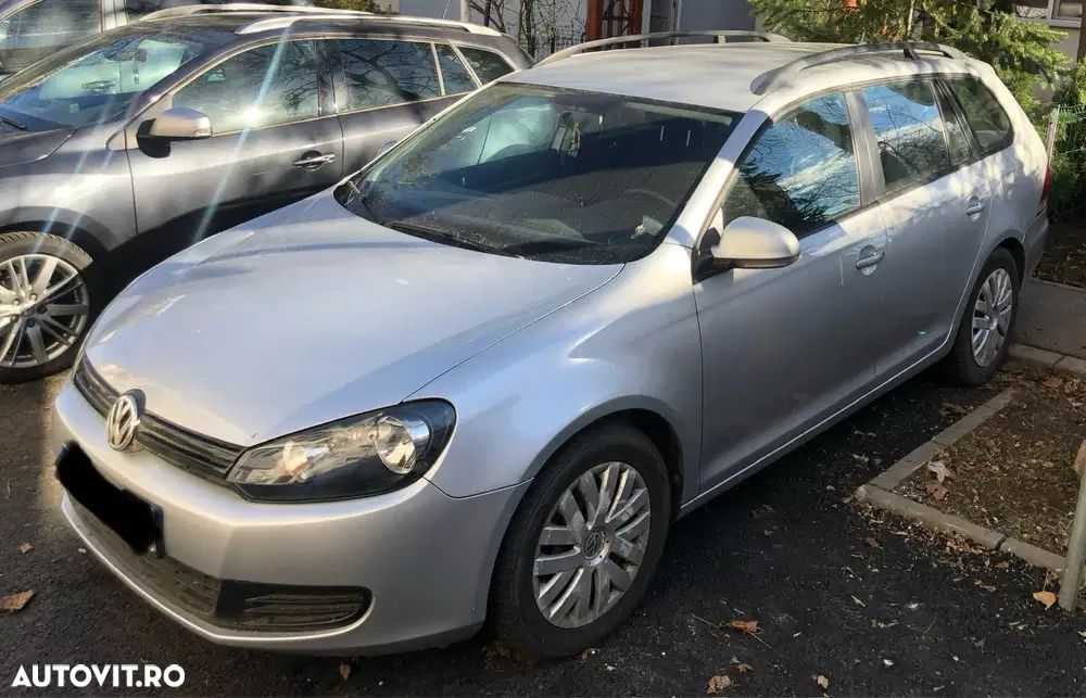 Volkswagen Golf - 2