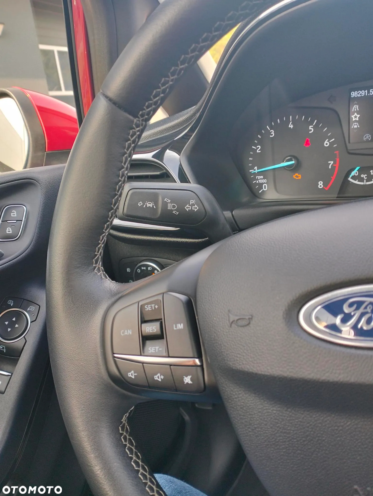 Ford Fiesta 1.0 EcoBoost Trend - 8
