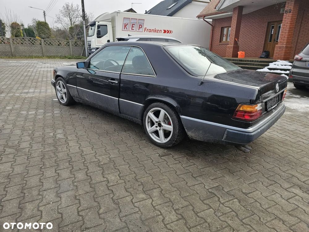 Mercedes-Benz W124 (1984-1993) - 4