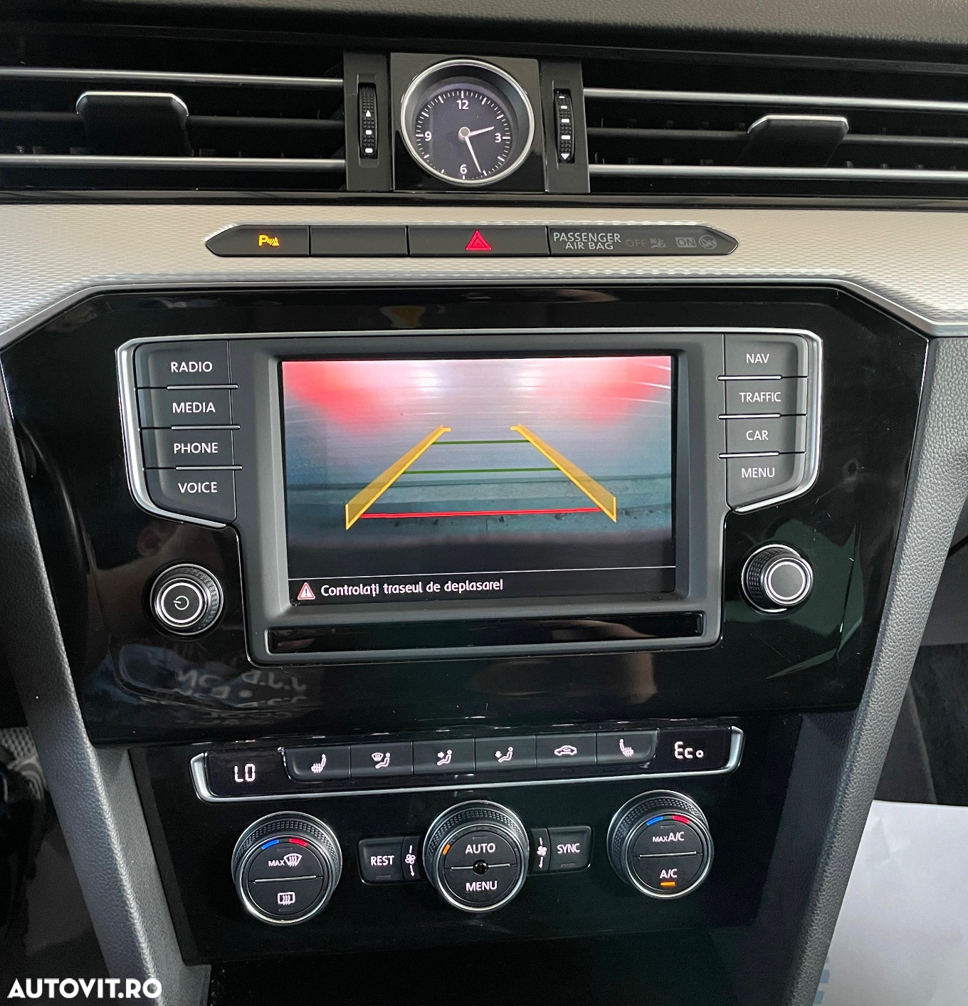 Volkswagen Passat - 10