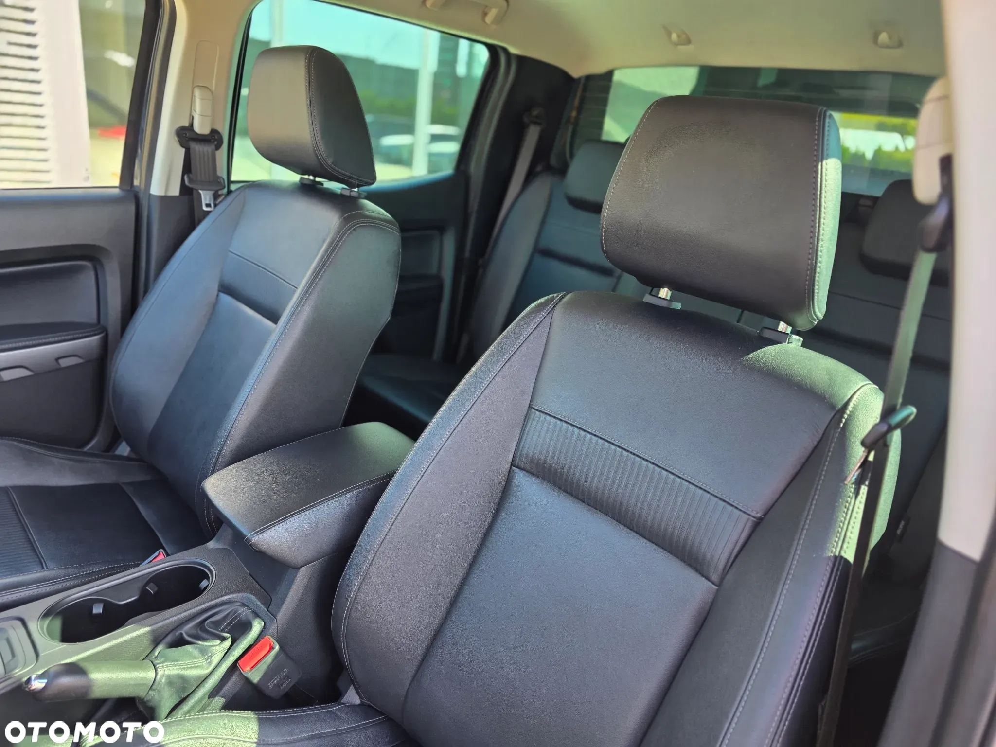 Ford Ranger 2.0 EcoBlue 4x4 DC Limited - 27