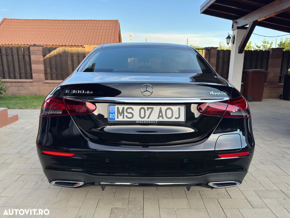 Mercedes-Benz E - 4