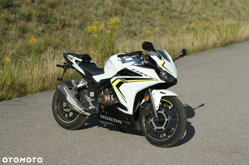 Honda CBR - 3
