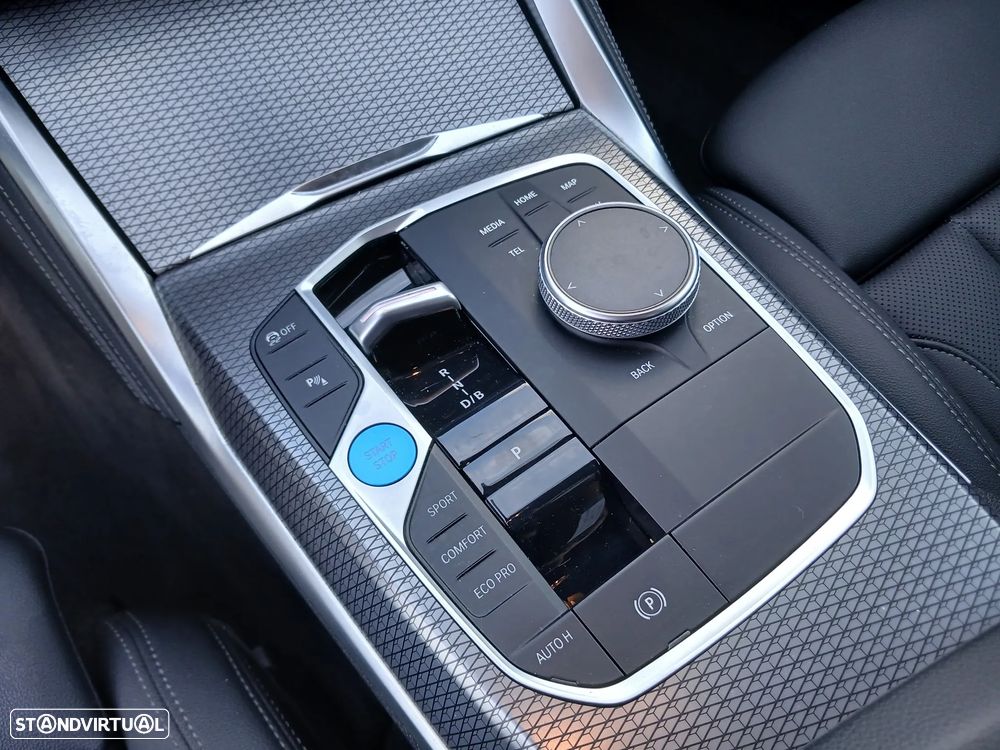 BMW i4 eDrive35 Pack Desportivo M - 15