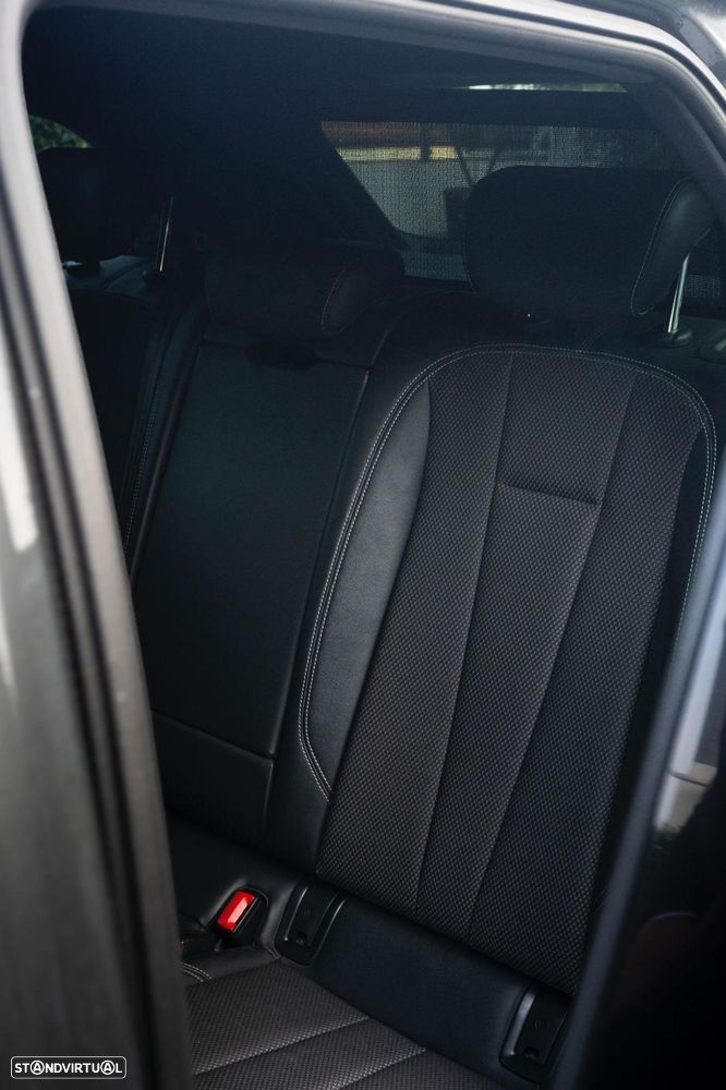 Audi A4 Avant 2.0 TDI S tronic - 9