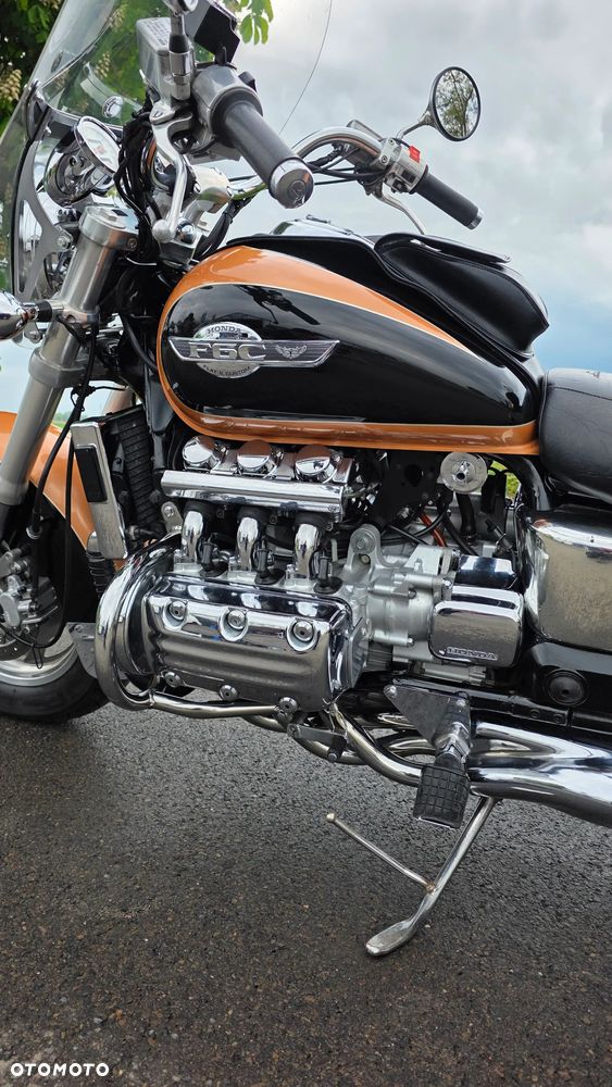 Honda GL - 27