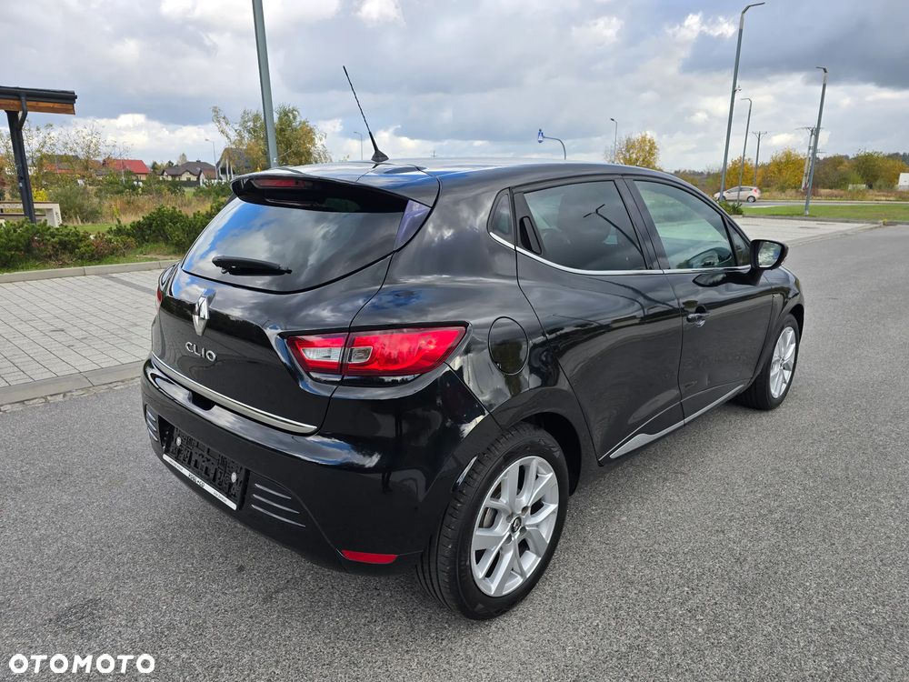 Renault Clio - 28