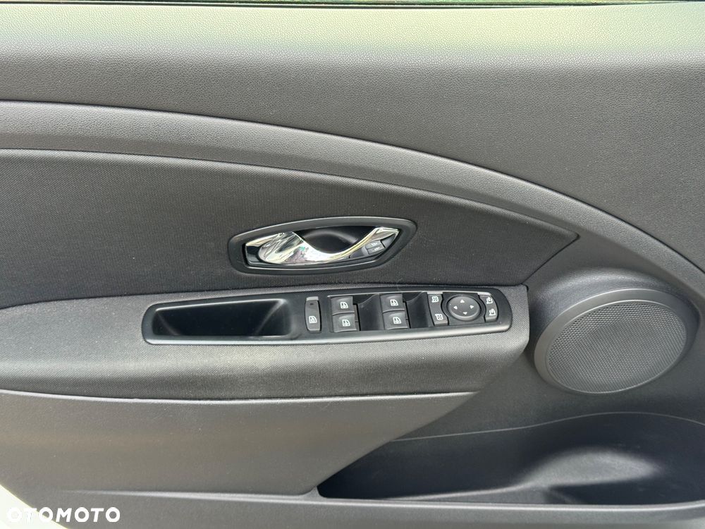 Renault Megane 1.6 16V 110 LIMITED - 31