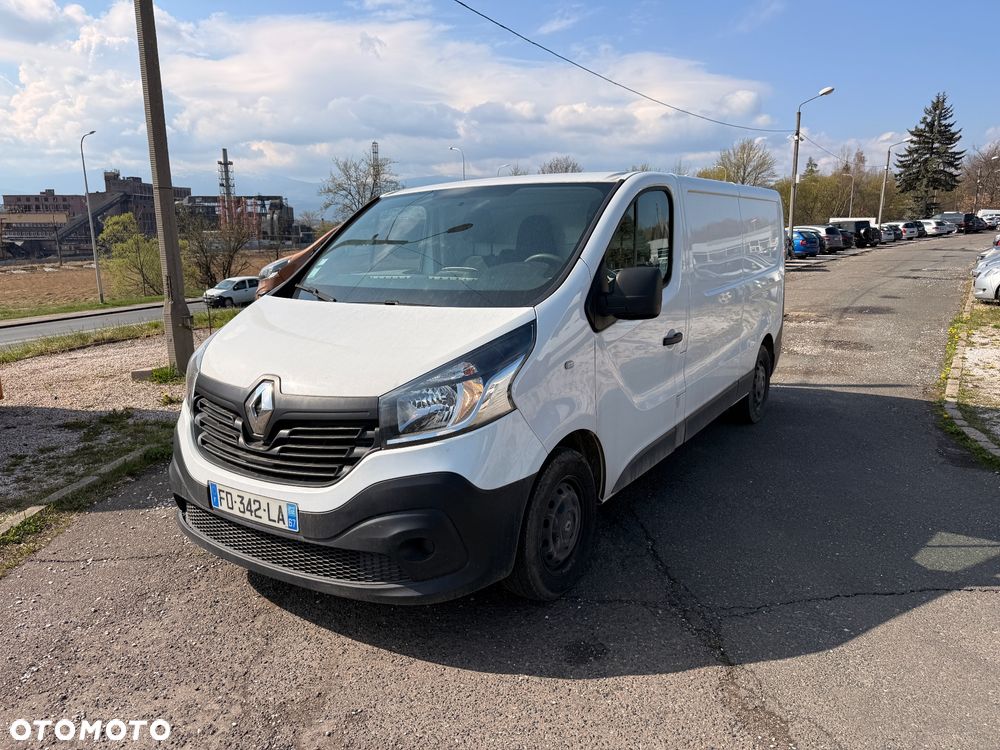 Renault TRAFIC - 2