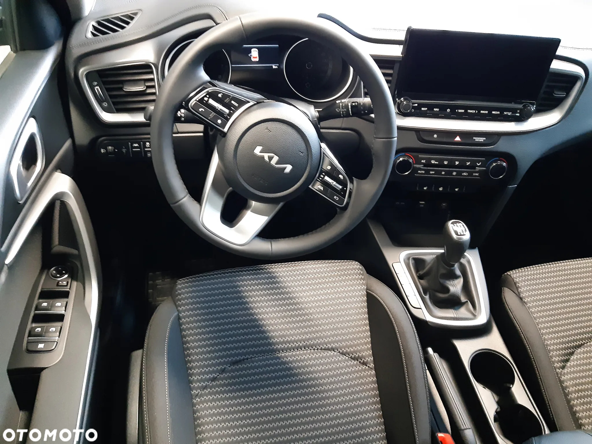 Kia XCeed 1.5 T-GDI M - 5