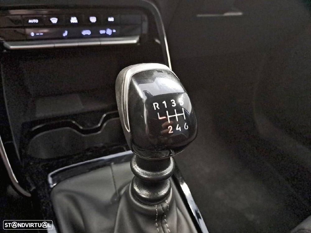 Citroën C3 Aircross 1.2 PureTech Plus - 22