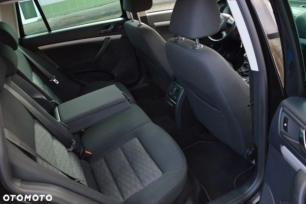 Skoda Octavia 1.6 TDI DPF Elegance - 14
