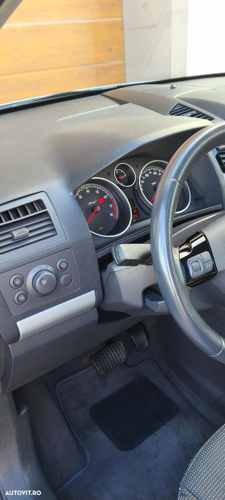 Opel Zafira 1.8 ECOTEC Enjoy Aut. - 11