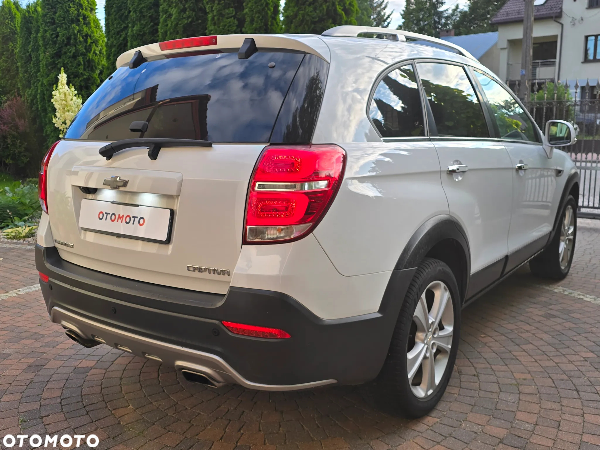 Chevrolet Captiva 2.2 TD AWD LTZ - 3