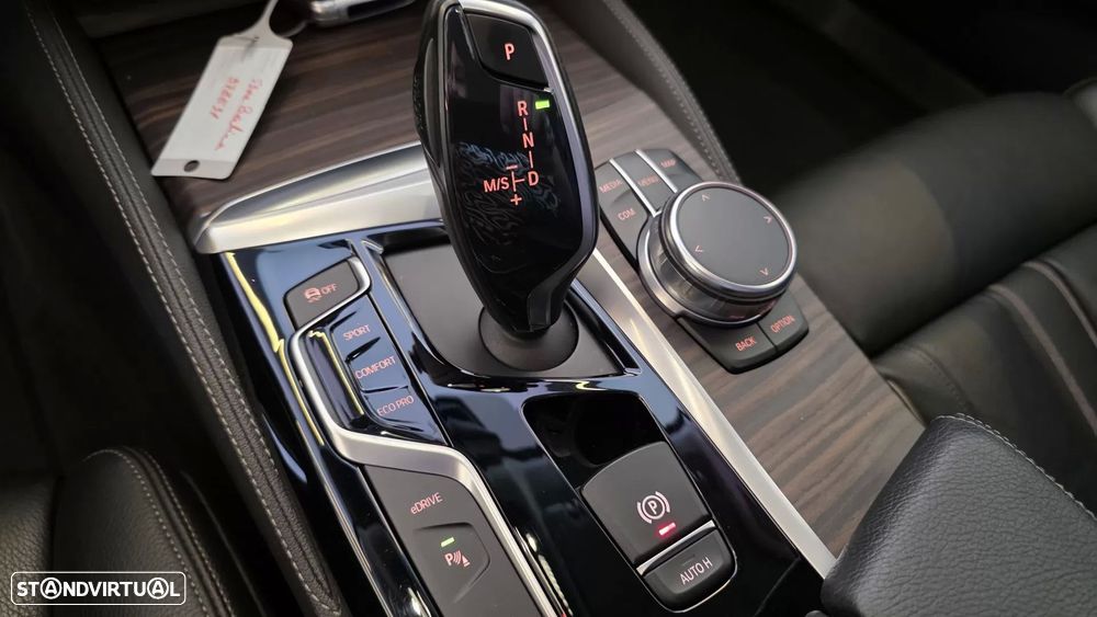 BMW 530 e iPerformance Line Luxury - 47