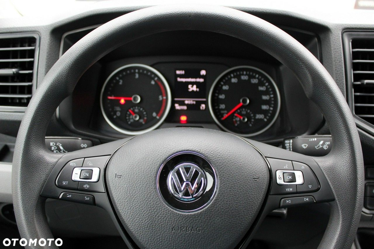 Volkswagen Crafter - 13