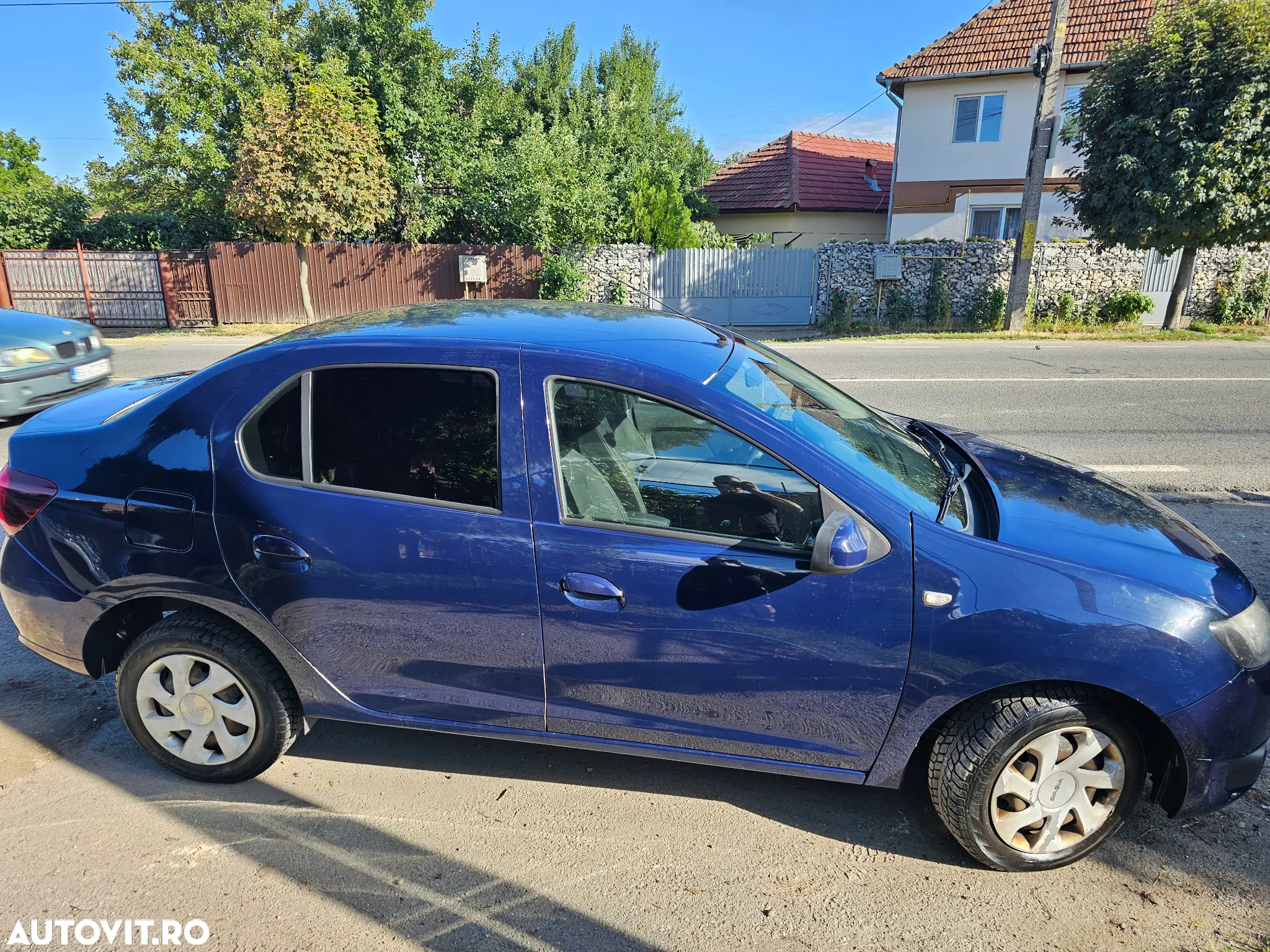 Dacia Logan 0.9 90CP Laureate - 3