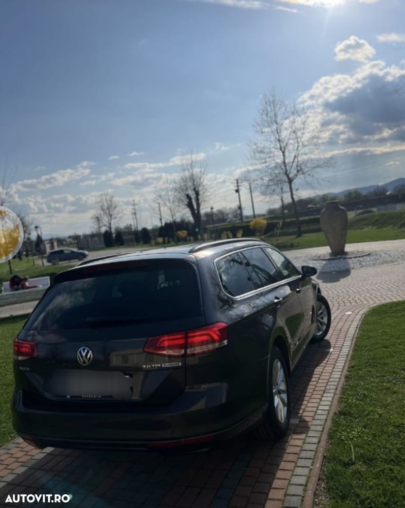 Volkswagen Passat Variant 2.0 TDI DSG Comfortline - 3
