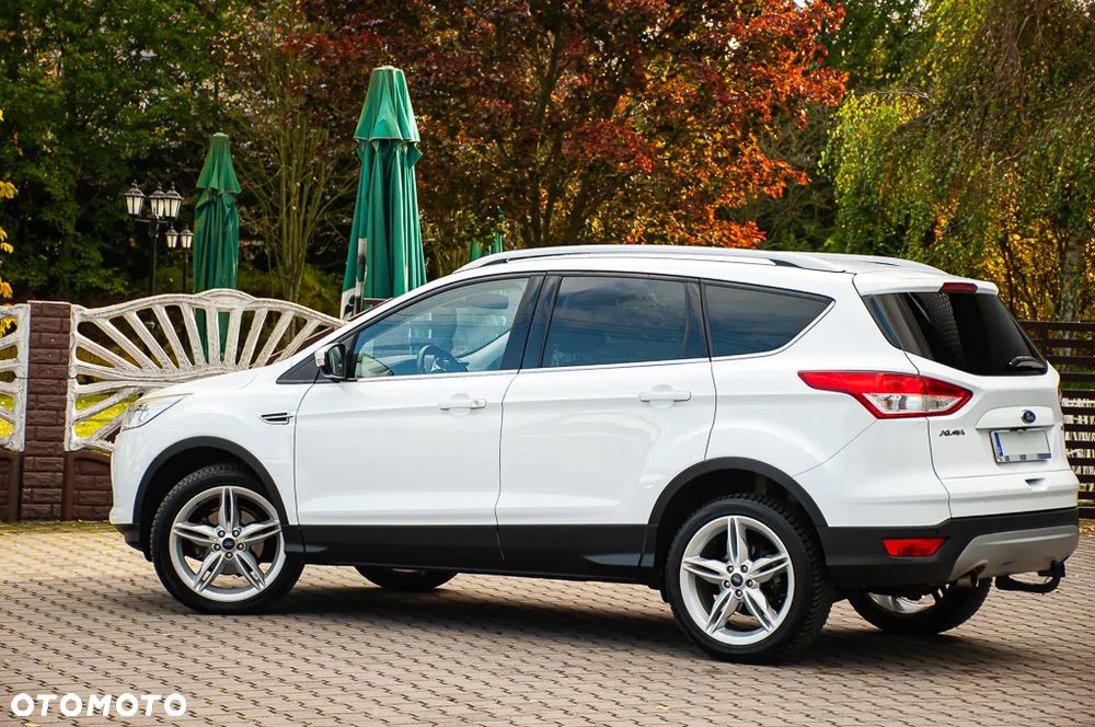 Ford Kuga 1.5 EcoBoost TITANIUM - 24