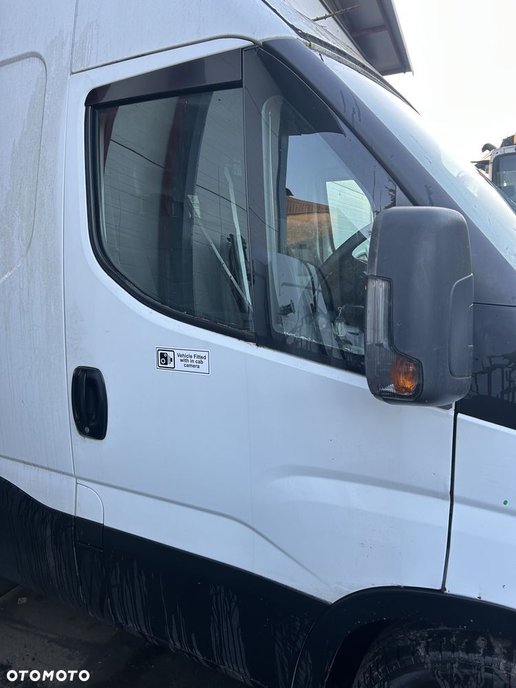 Drzwi iveco daily 2014- prawe przednie - 1