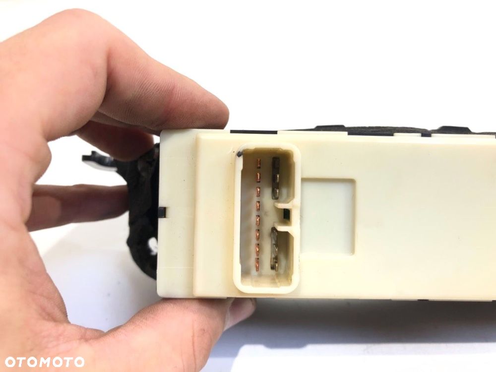 PRZEŁĄCZNIK SZYB  SUBARU OUTBACK (BL, BP) 2003 - 2010 2.5 AWD (BP9) 121 kW [165 KM] benzyna 2003 - - 4