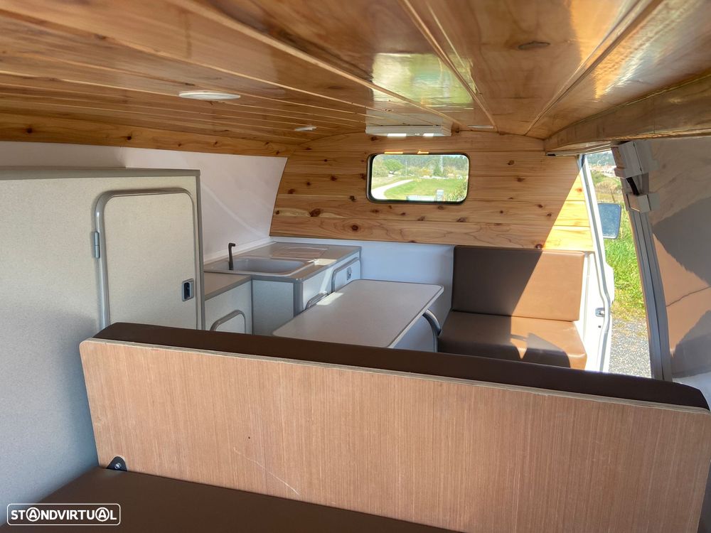 Volkswagen Transporter 1992 photo 3