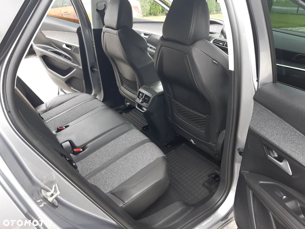 Peugeot 3008 HDi FAP 150 Platinum - 17