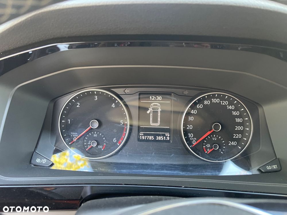 Volkswagen California - 11