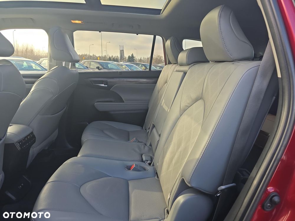 Toyota Highlander - 14