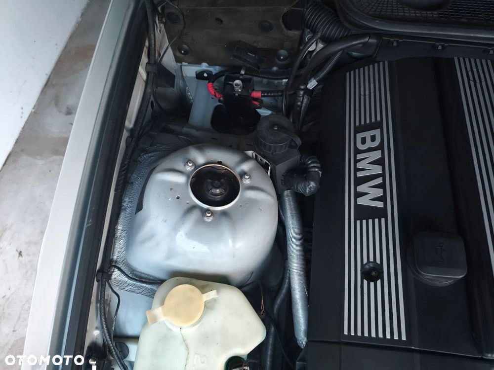 BMW Seria 3 - 26