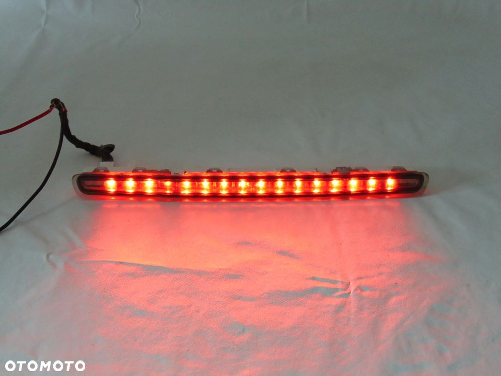 ORYGINAŁ lampa światło stop LED w klapę lampka Opel Vectra C FL lift HB liftback 05-09r - 1
