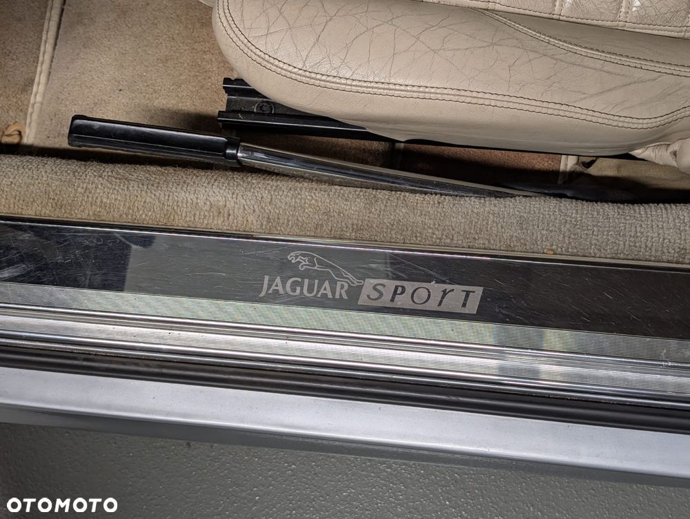 Jaguar XJS - 22