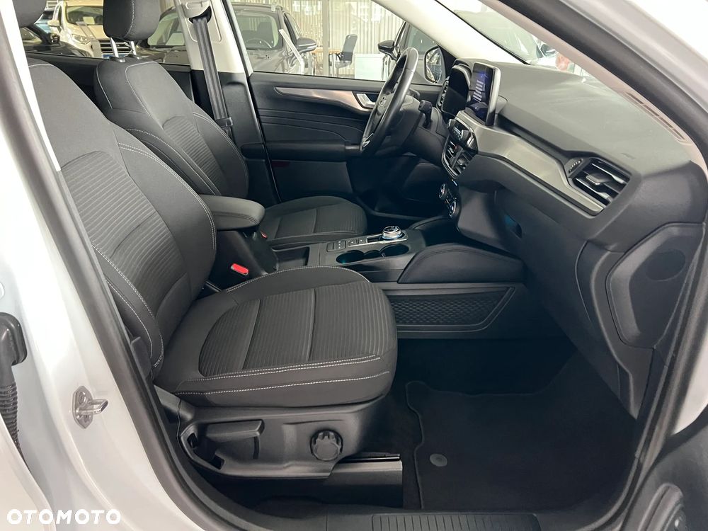 Ford Kuga 2.5P PHEV FWD Titanium - 36