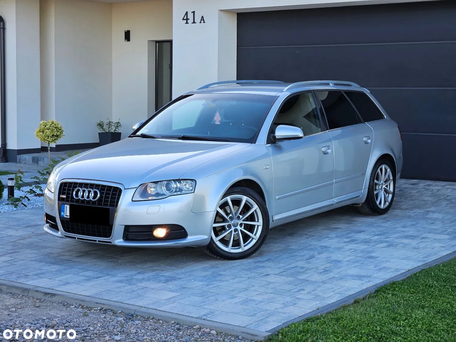 Audi A4 Avant 2.0 TDI - 1