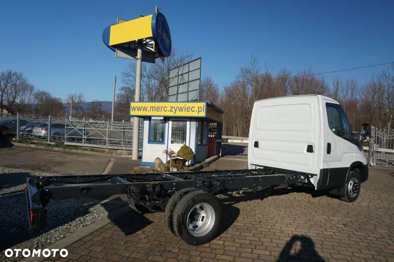 Iveco 35C16 rama podwozie skrzynia wywrotka HDS - 2