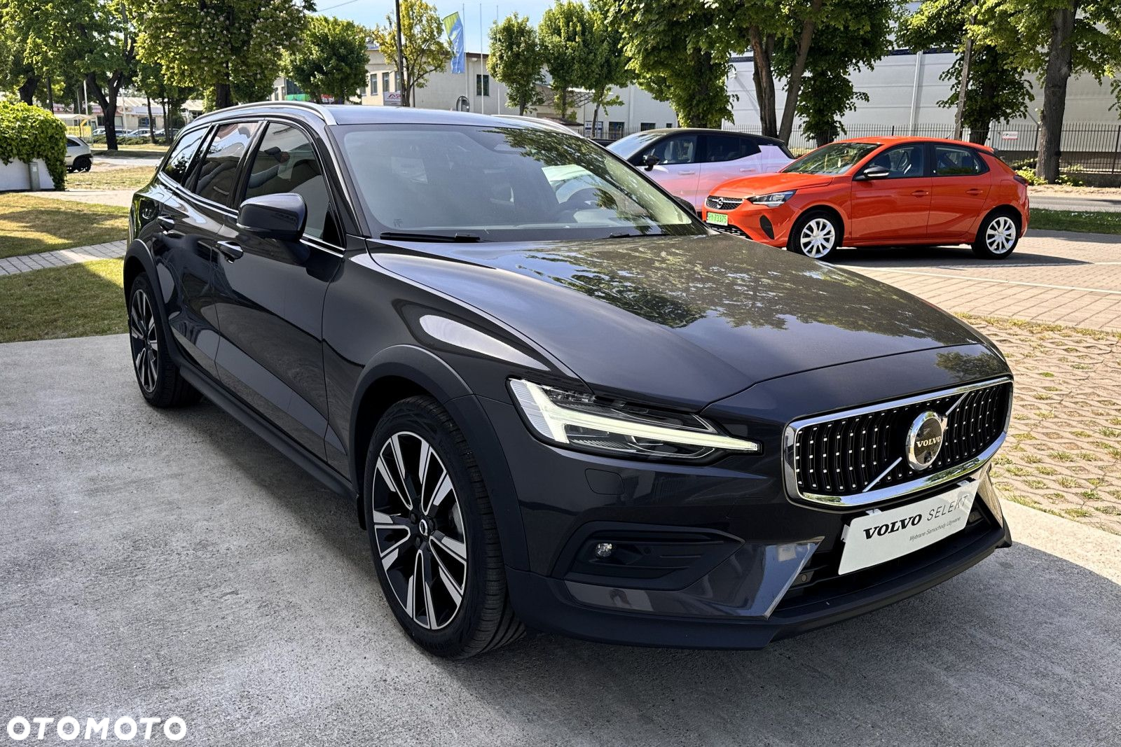 Volvo V60 Cross Country - 6