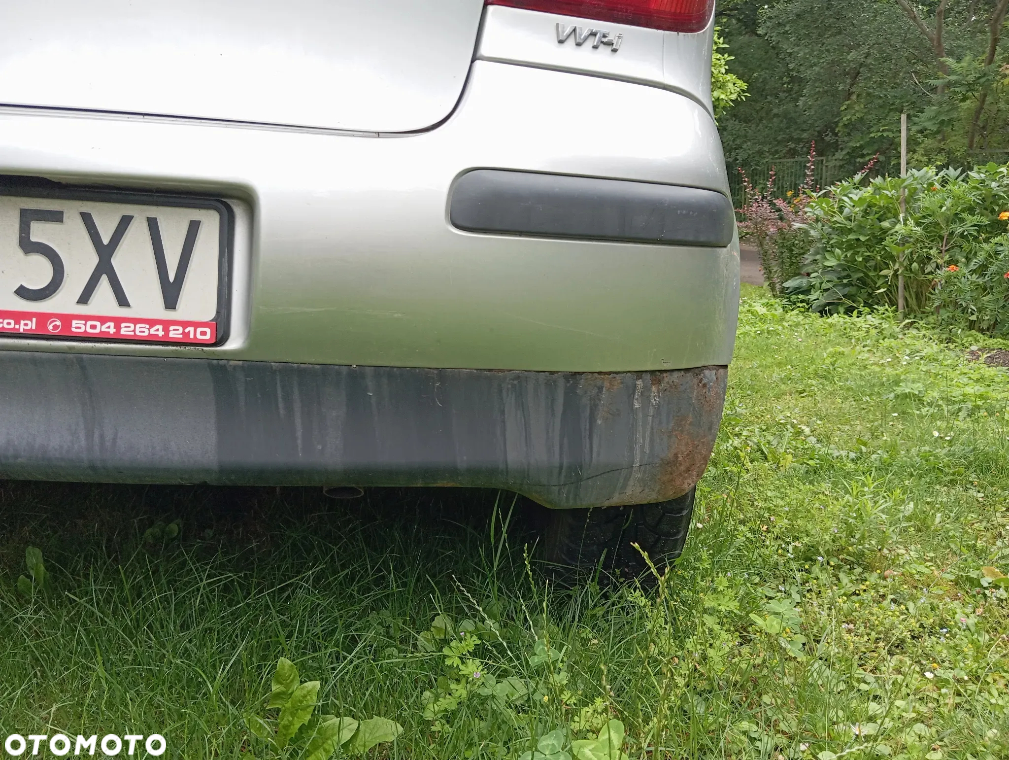 Toyota Yaris 1.0 - 8