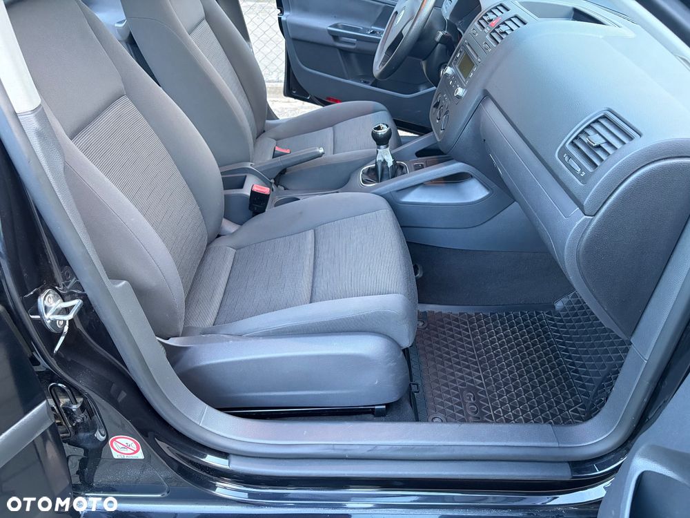 Volkswagen Golf - 16