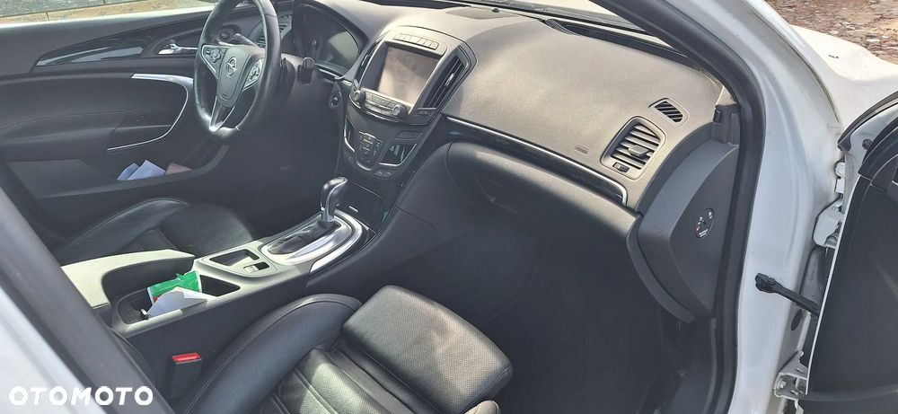 Opel Insignia - 15
