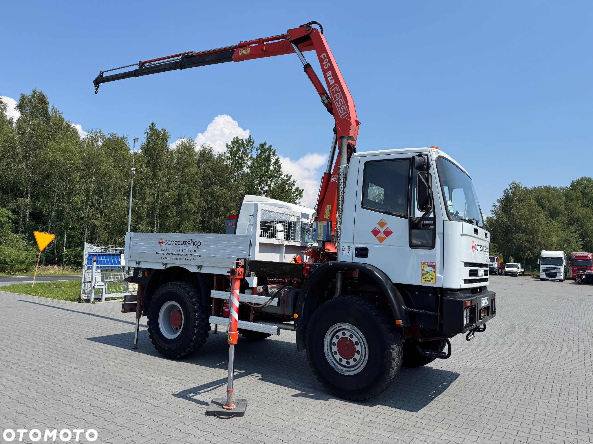Iveco EuroCargo 135E23 4x4 mało używany/Dżwig /super stan - 4