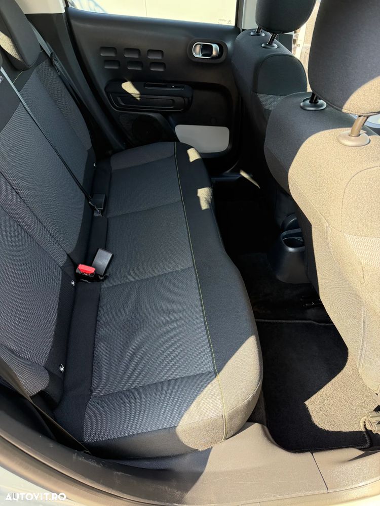 Citroën C3 BlueHDi 100 S&S PLUS - 13