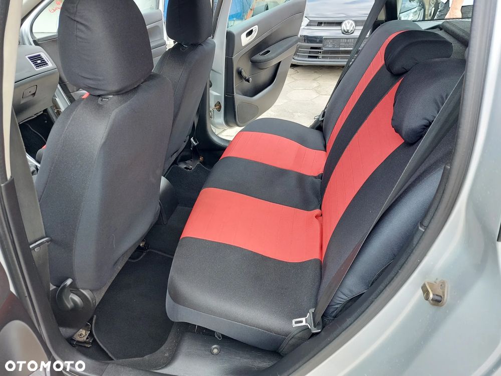 Peugeot 307 - 11