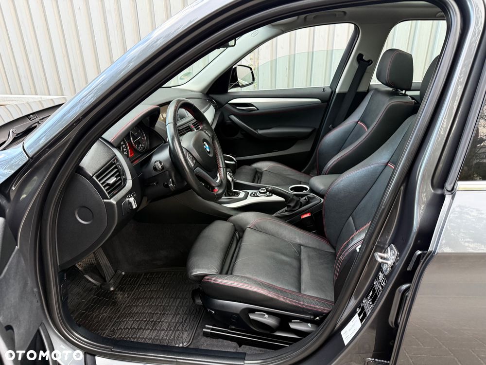 BMW X1 sDrive20d Sport Line - 12