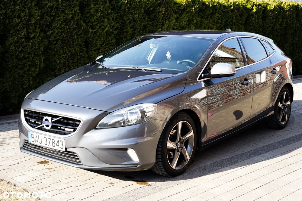 Volvo V40 D2 R-Design - 2