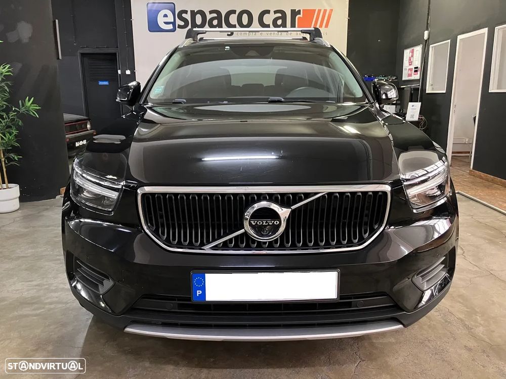 Volvo XC 40 2.0 D3 Momentum Plus - 2