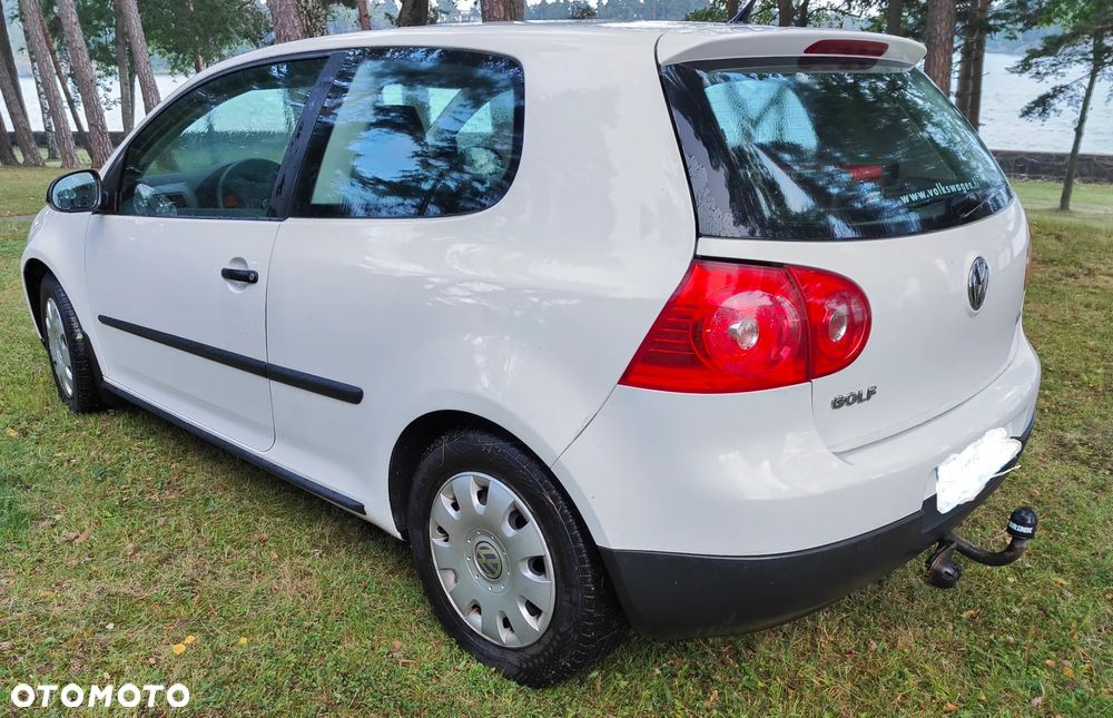 Volkswagen Golf - 2