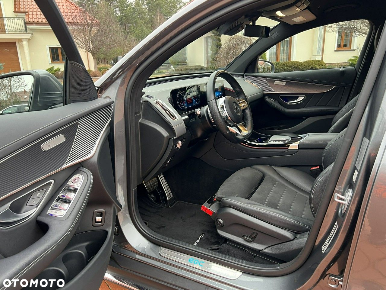 Mercedes-Benz EQC - 18